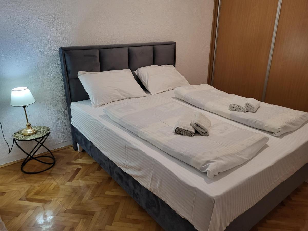Apartman Andjela Tivat Exteriér fotografie