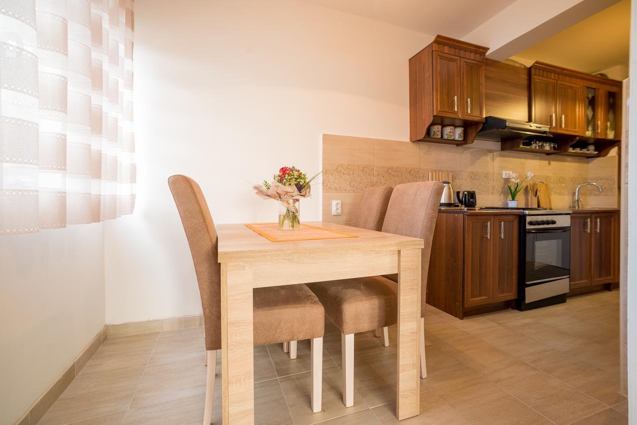 Apartman Andjela Tivat Exteriér fotografie
